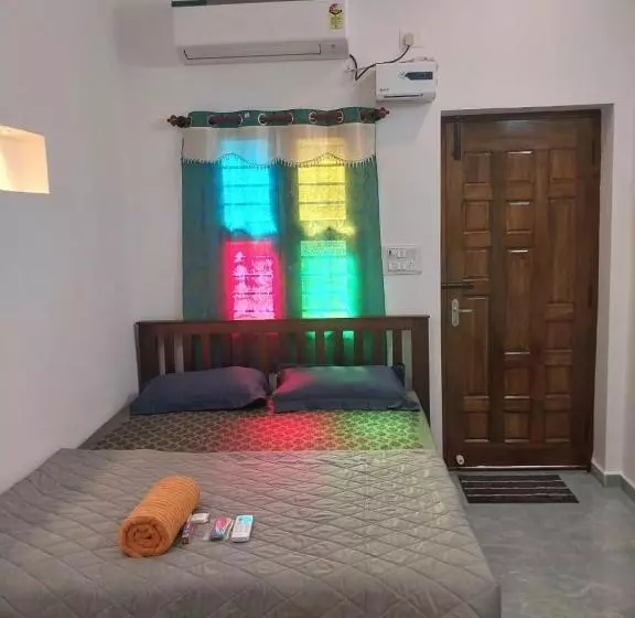 ペンション Tree Shadow Homestay &room S Near By Beach