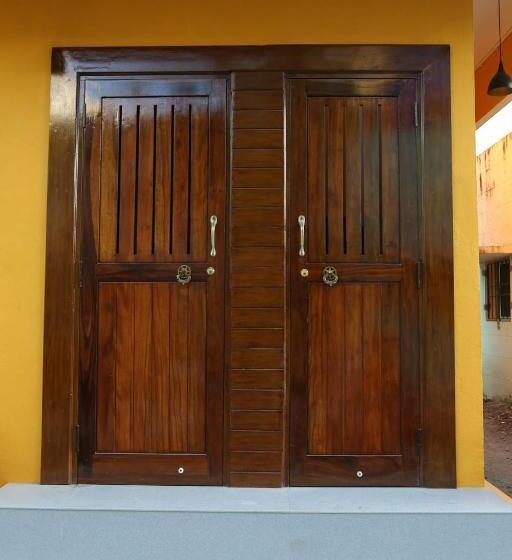 Пансион Tree Shadow Homestay &room S Near By Beach