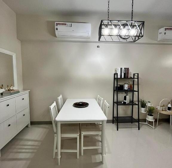 Eastwood Global Plaza Luxury Residence