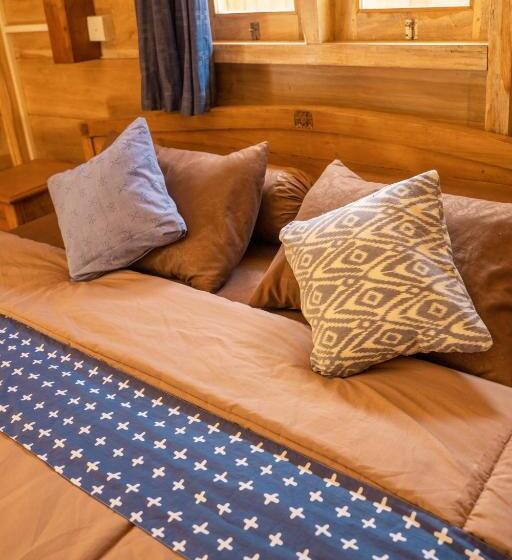 旅馆 Secret Joglo Lebih