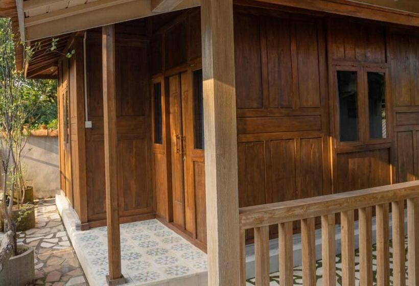 旅馆 Secret Joglo Lebih