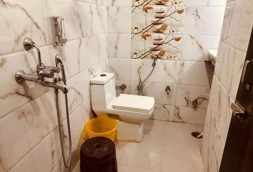 Bed and Breakfast 4 U Premium Tapovan Rishikesh