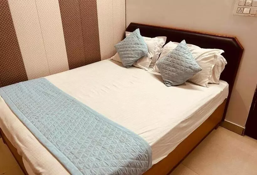 Bed and Breakfast 4 U Premium Tapovan Rishikesh