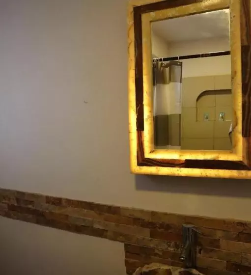 ベッドアンドブレックファースト Chalet Tipo Suizo Nuevo Con Cama Matrimonial Y Baño Completo Privado Dentro De La Habitación