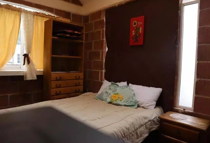 ベッドアンドブレックファースト Chalet Tipo Suizo Nuevo Con Cama Matrimonial Y Baño Completo Privado Dentro De La Habitación