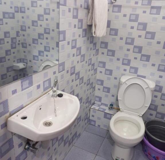 تختخواب و صبحانه Kozi Luxury Apartment In Kisumu