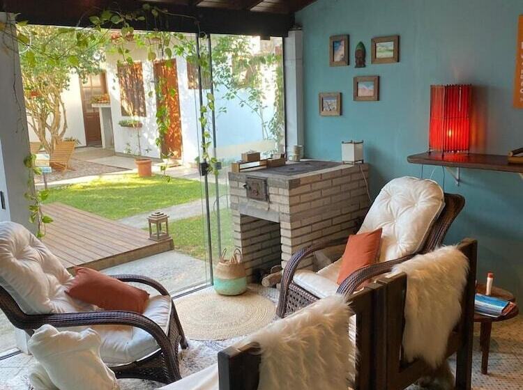 تختخواب و صبحانه Quintal Da Casa