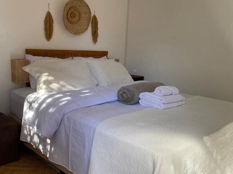 تختخواب و صبحانه Quintal Da Casa