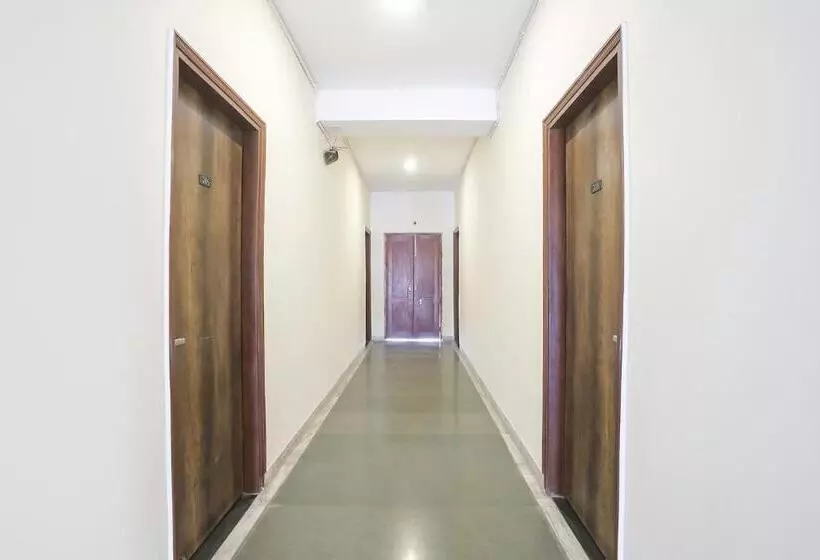Fabhotel The Avasa