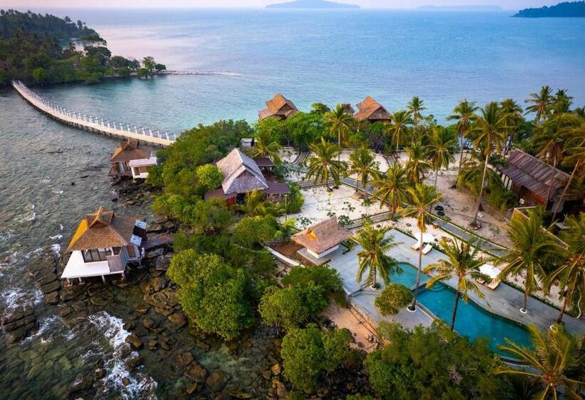 Full Moon Island Resort