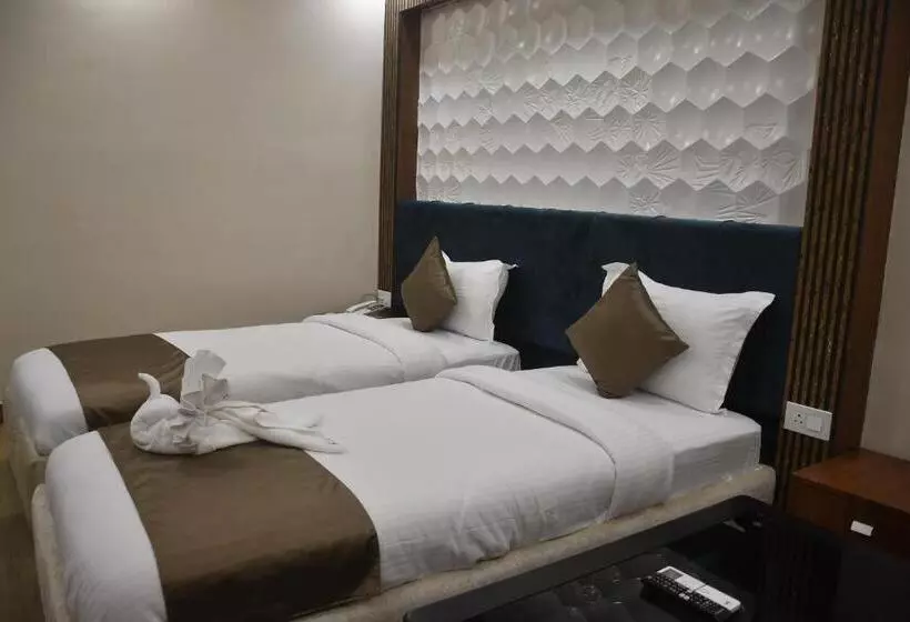 Hotelli Eden Garden