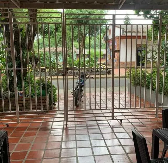 ホテル Hostal Monarca