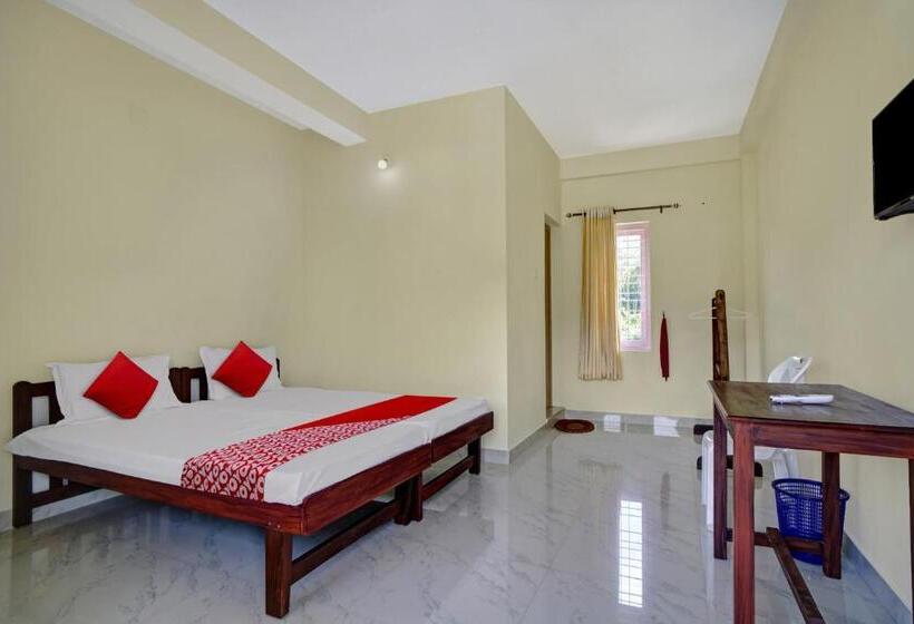 בית מלון כפרי Oyo Flagship Lulu Home