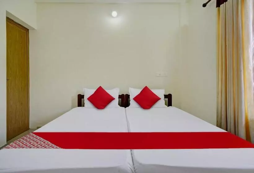 ホテル Oyo Flagship Lulu Home