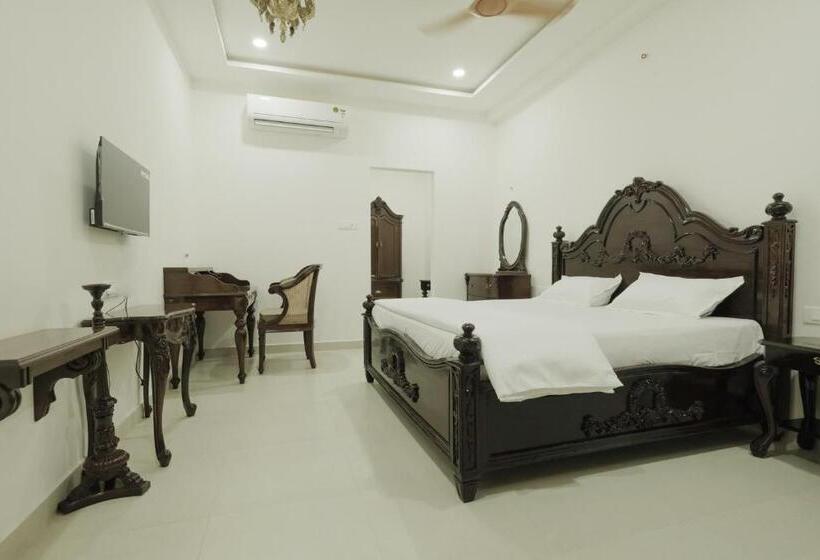 فندق The Bheemili House