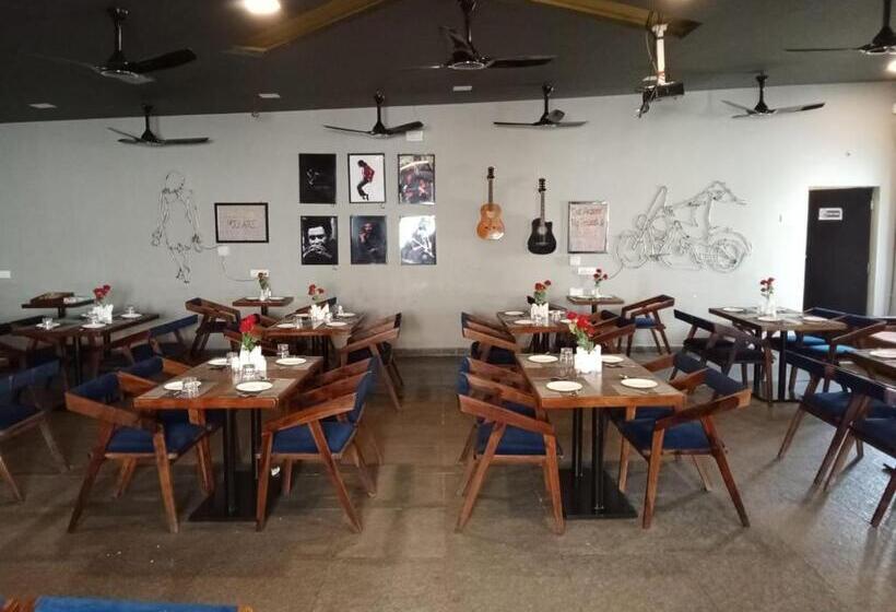 فندق The Bheemili House