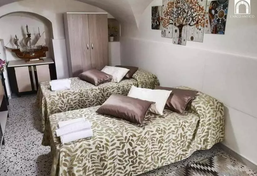 Majatalo Arco Antico