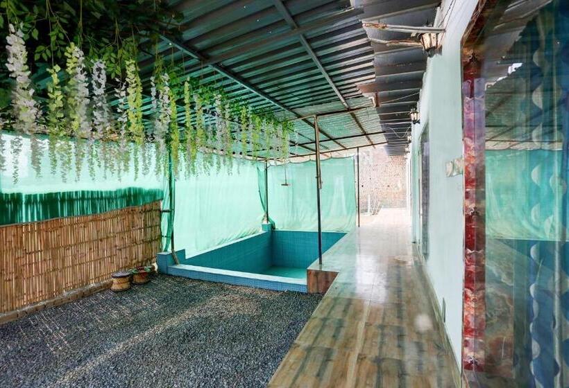 Pensjonat Spot On Monsoon Lilly Resort