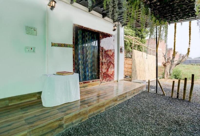 Pensjonat Spot On Monsoon Lilly Resort