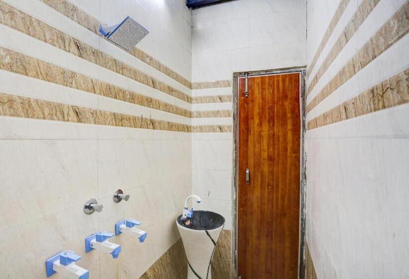 Pensjonat Spot On Monsoon Lilly Resort