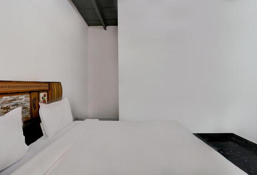 Pensjonat Spot On Monsoon Lilly Resort