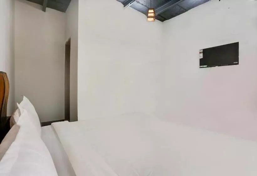 ペンション Spot On Monsoon Lilly Resort