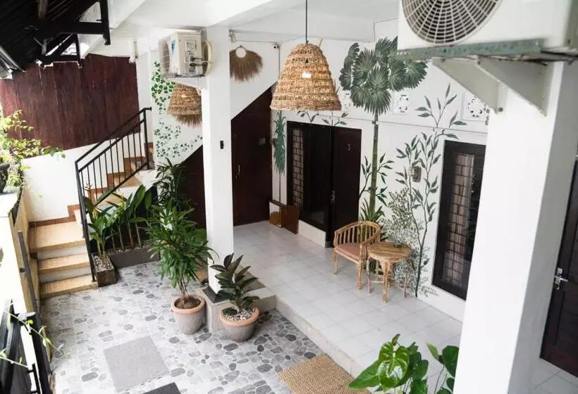 ペンション Sunrise Surf Guest House