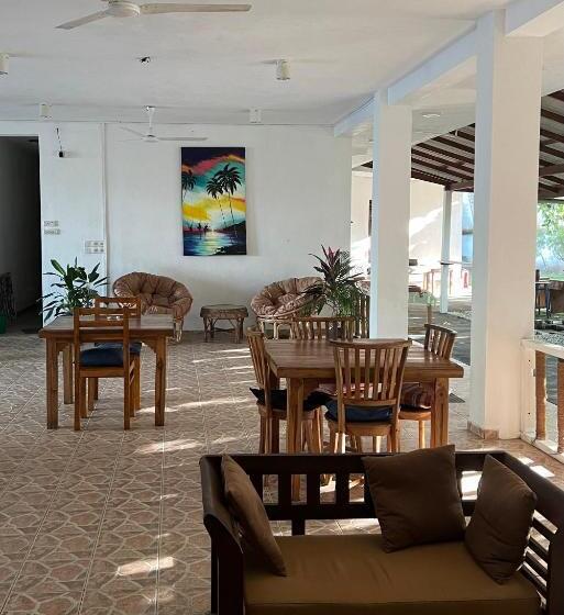 The Dom Hotel & Restaurant