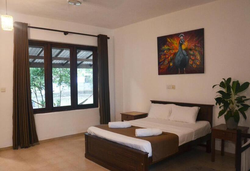 The Dom Hotel & Restaurant