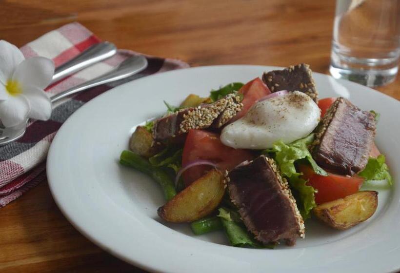 The Dom Hotel & Restaurant