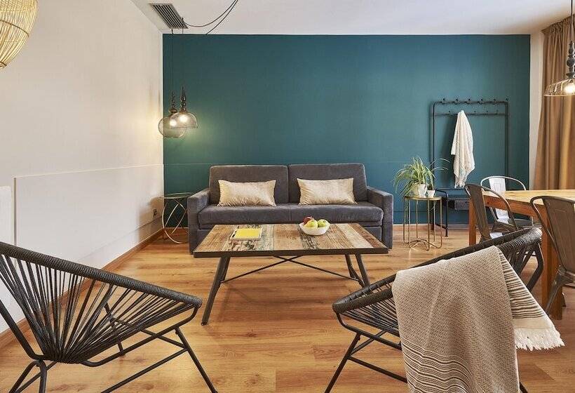Barcelona Sants Station Apartments