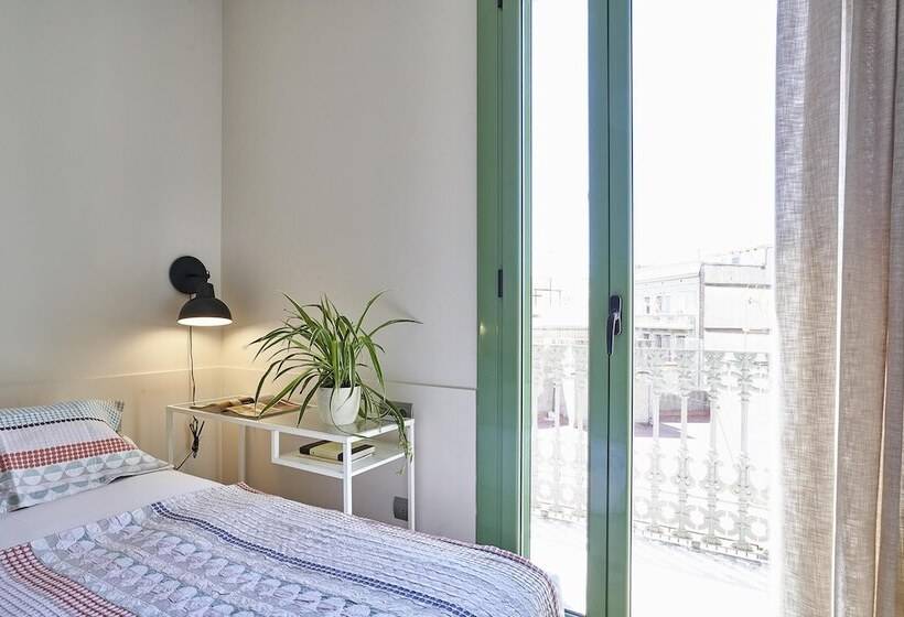 Barcelona Sants Station Apartments