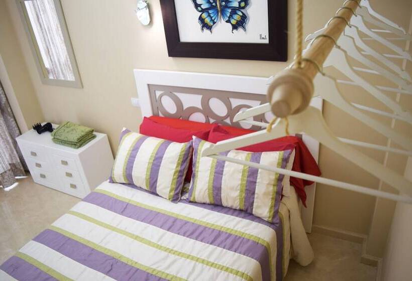 ベッドアンドブレックファースト La Volpe Rossa