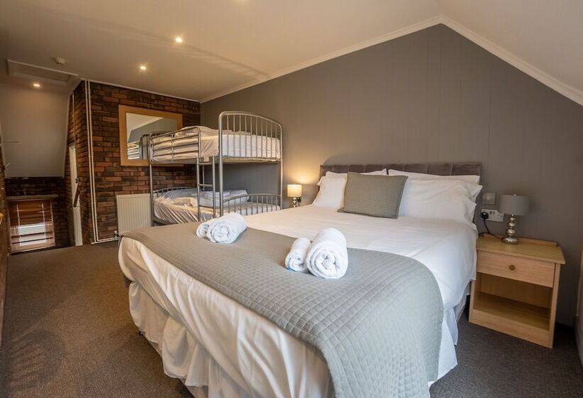 簡易ホテル Winchelsea Lodge