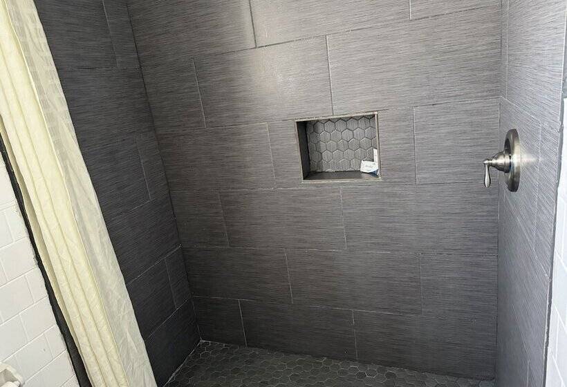 ホテル Budget Inn Danville