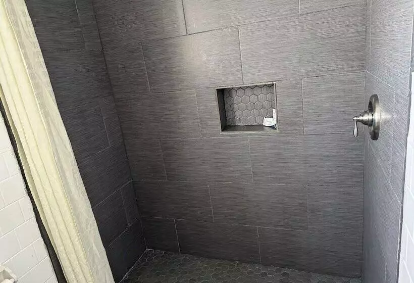 ホテル Budget Inn Danville