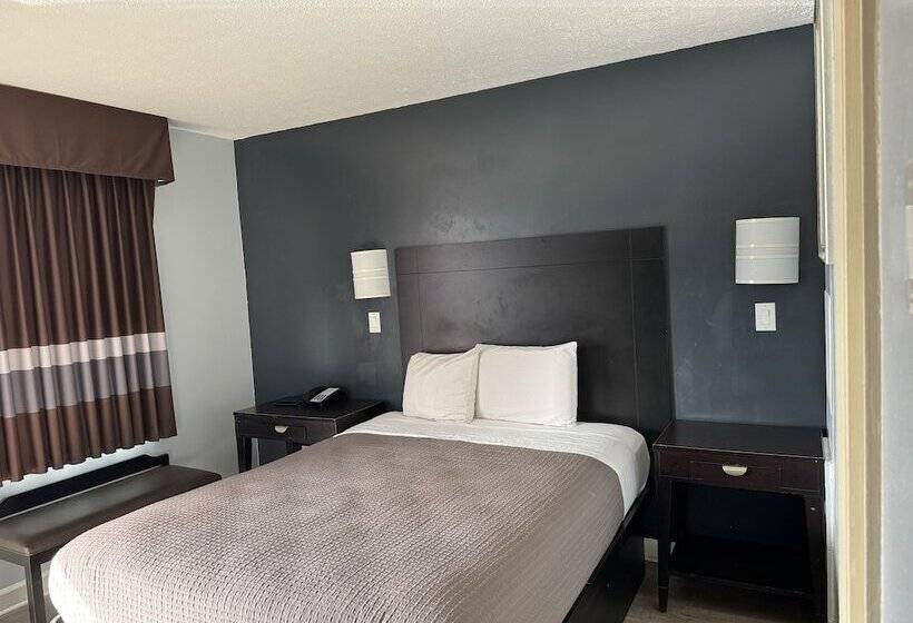 ホテル Budget Inn Danville