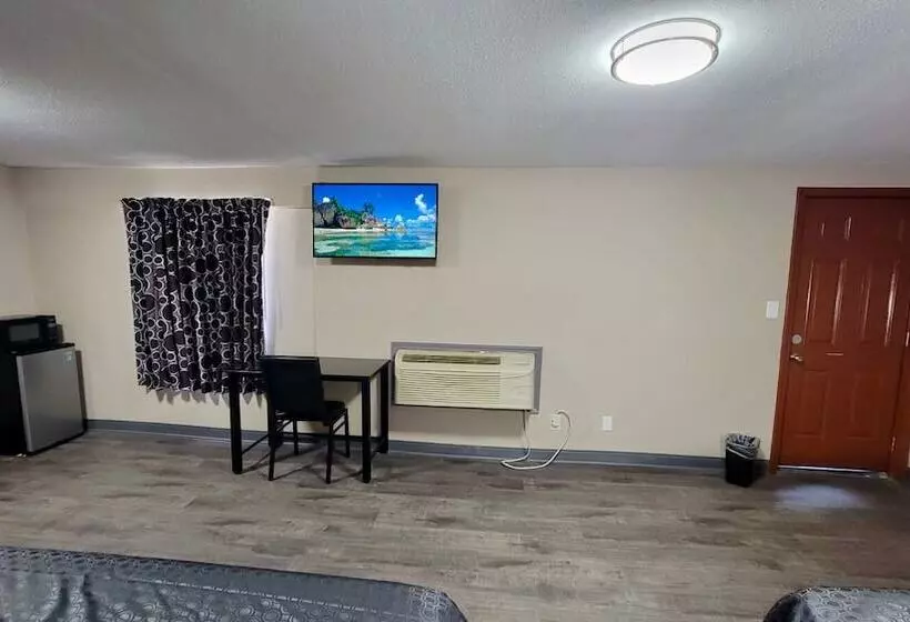 ホテル Budget Inn & Suites