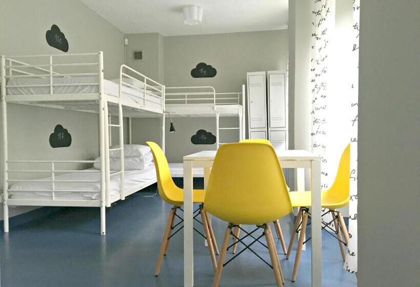 Hotelli Cloud Hostel