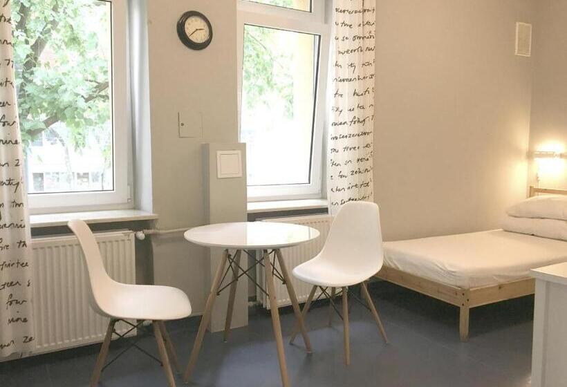 Hotelli Cloud Hostel