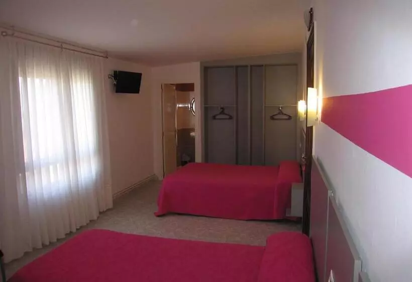 هتل Hospedaje Luciano