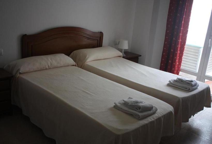 Hotel Hostal Carlos 2