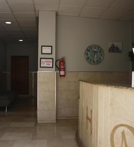 Hotel Hostal Carlos 2