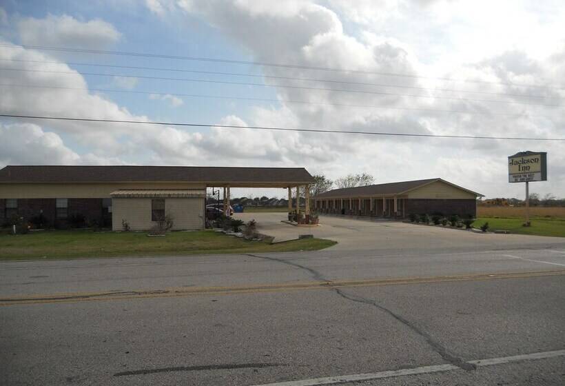 فندق Jackson Inn