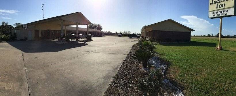 فندق Jackson Inn