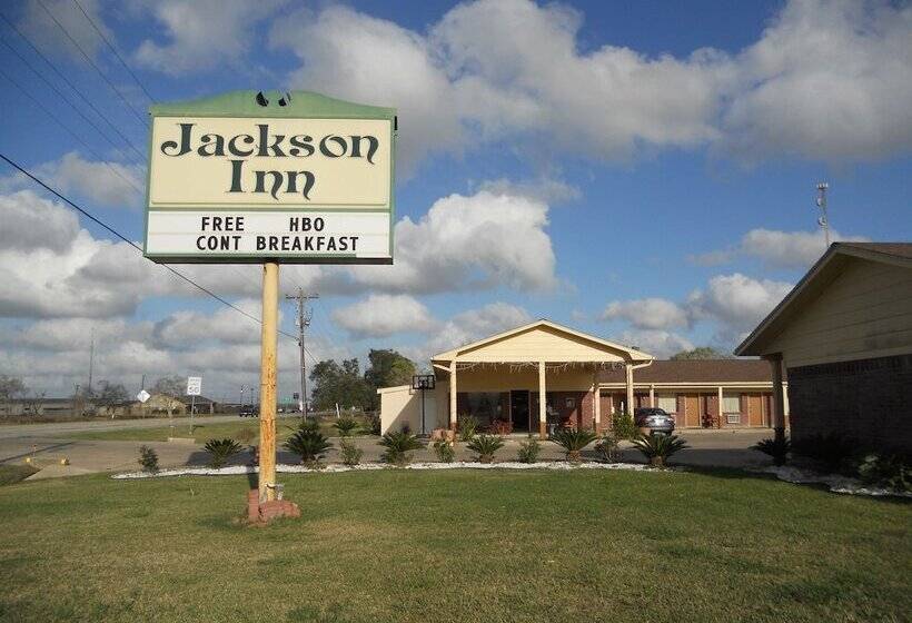 فندق Jackson Inn