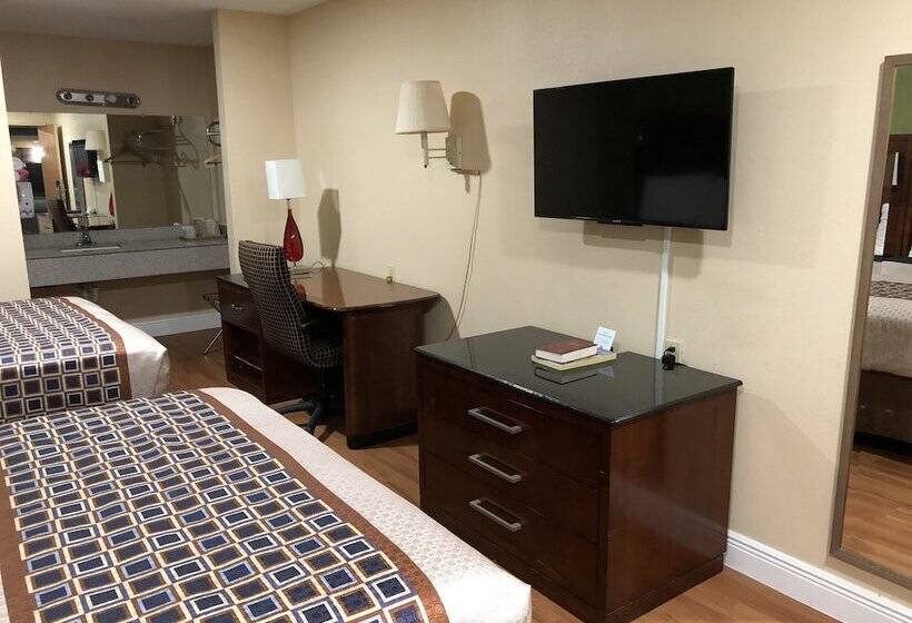 فندق Jackson Inn