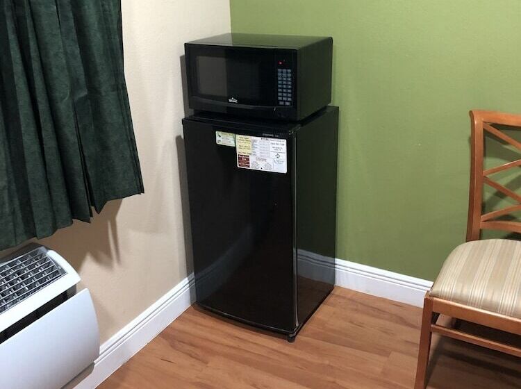 فندق Jackson Inn