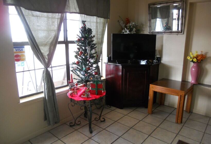 فندق Jackson Inn