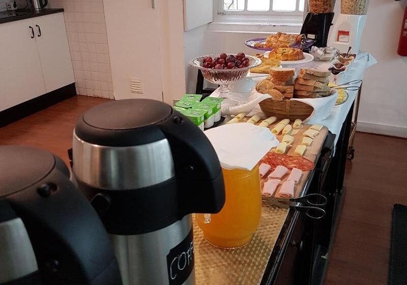 Hotell Largo Da Se Guest House Horigem